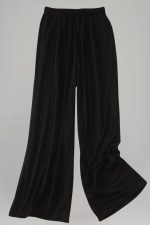 Παντελόνα με μεγάλη άνεση στους μηρούς