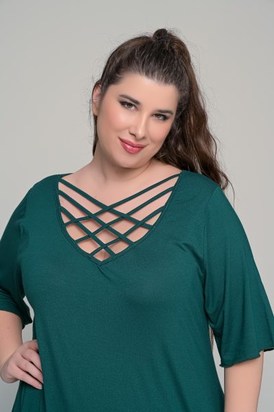 Φόρεμα με χιαστί ντεκολτέ σε ελαστική βισκόζη | Κυπαρισσί | Plus Size - Image 2