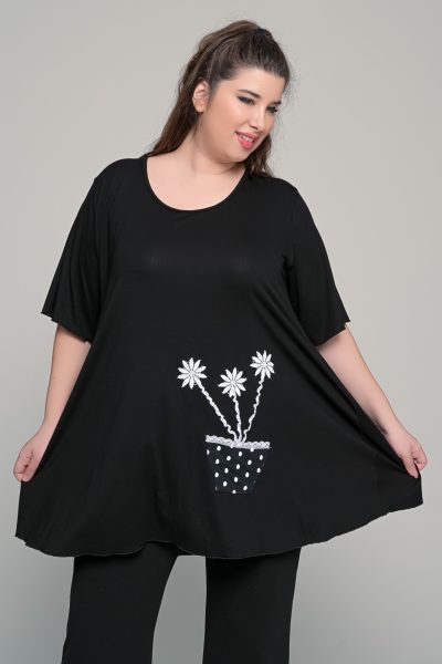 Μπλούζα με κεντημένο μοτίφ σε ελαστική βισκόζη | Μαύρο | Plus Size - Image 2