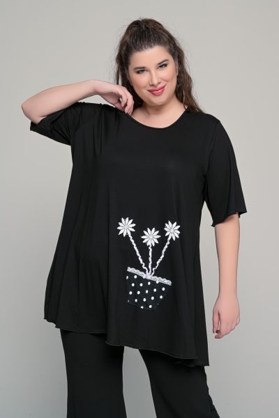 Μπλούζα με κεντημένο μοτίφ σε ελαστική βισκόζη | Μαύρο | Plus Size - Image 4