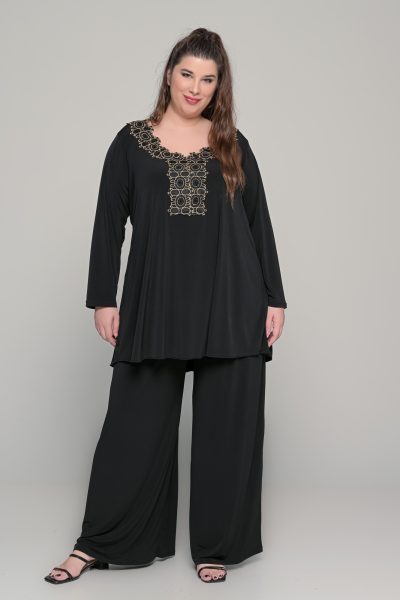 Μπλούζα με χρυσή τρέσα στο ντεκολτέ σε ελαστικο super jersey | Μαύρο | Plus Size - Image 5