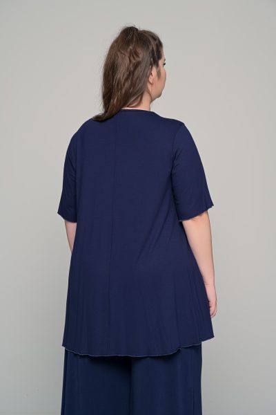 Μπλούζα με διπλό λουλούδι σε ελαστική βισκόζη | Μπλε σκούρο | Plus Size - Image 5