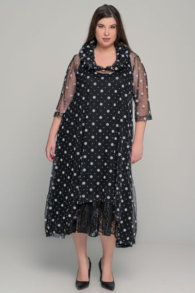 Φόρεμα plus size μαυρο με πουά μεγάλα μεγέθη