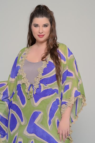 Γυναικείο μάξι καφτάνι με πράσινο και μαύρο μοτίβο σε άνετη εφαρμογή