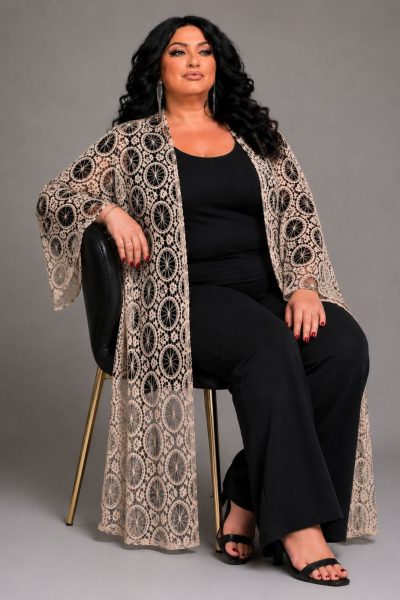 Κιμονό με Κηπούρ Δαντέλα – Elegant Lace Cover-Up | Plus Size - Image 3