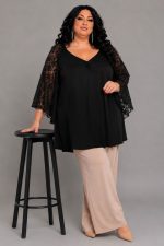 Μπλούζα Με Δαντέλα Στα Μανίκια | Μαύρο | Plus Size
