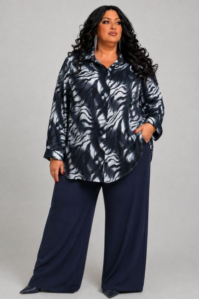 Plus Size Γυναικείο Πουκάμισο Black Abstract – Σε Σατινέ ύφασμα - Image 2