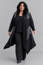 Plus Size Μαύρη Ασύμμετρη Ζακέτα με Λεοπάρ Λεπτομέρειες | Ελαστική Βισκόζη